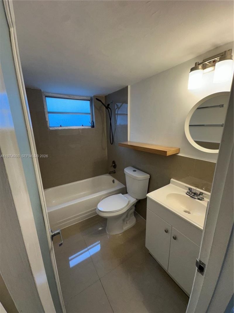1120 102nd St, Unit 8, Bay Harbor Islands, FL 33154 Photo