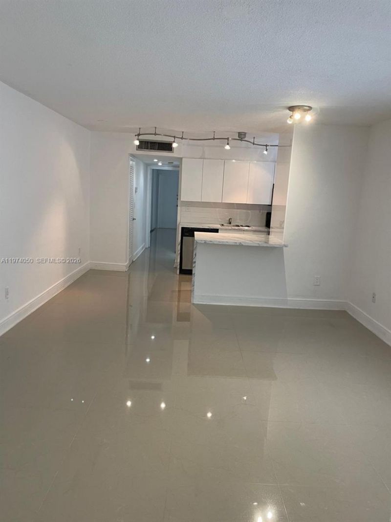 1120 102nd St, Unit 8, Bay Harbor Islands, FL 33154 Photo