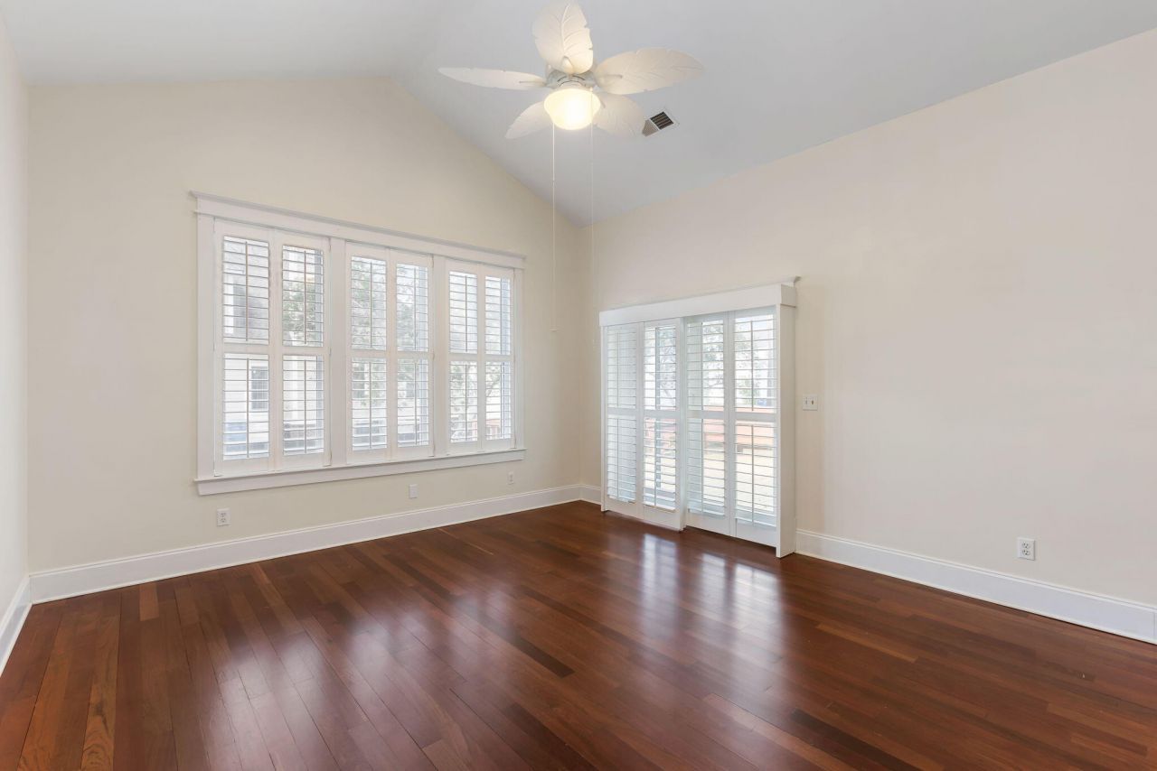 721 Hunt Club Run Photo 22