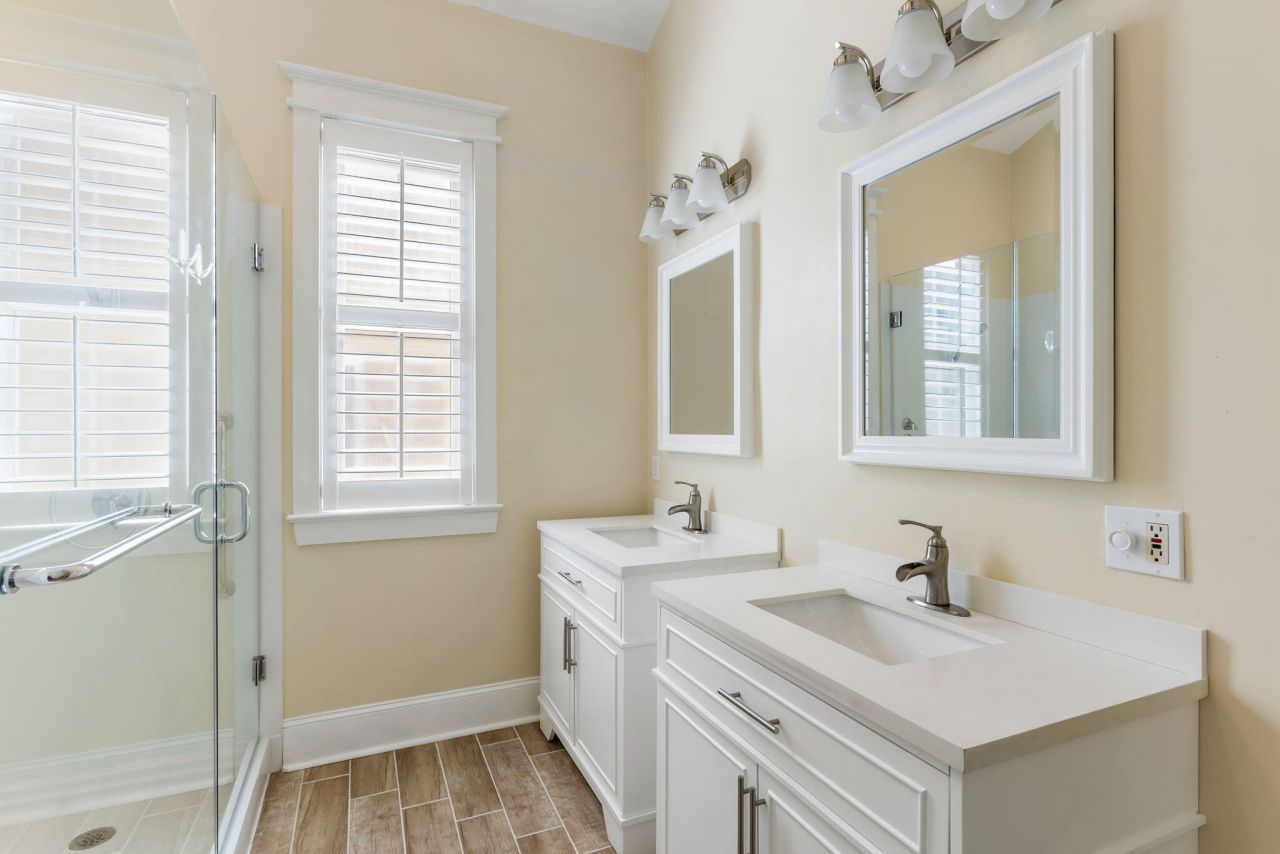 721 Hunt Club Run Photo 25