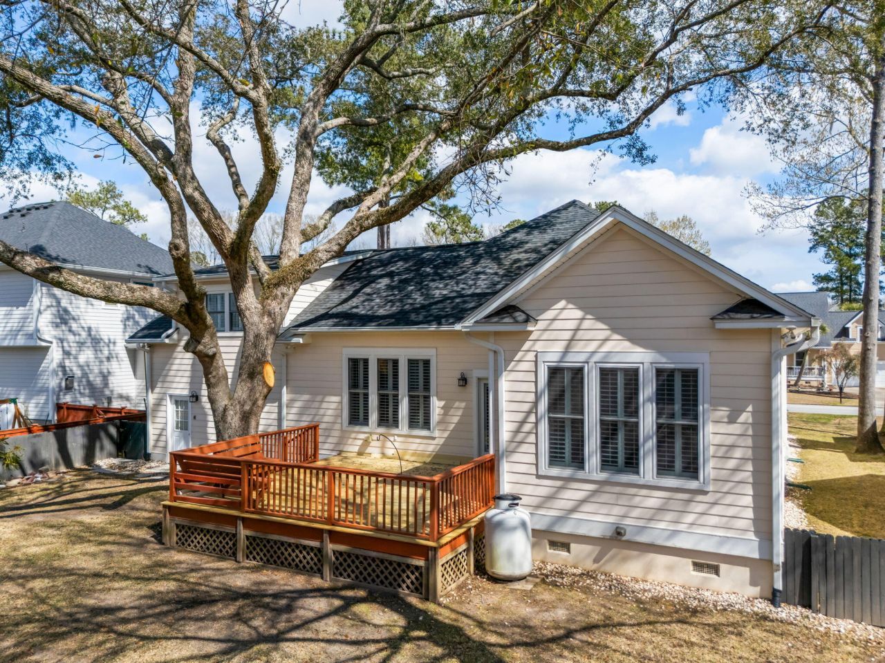 721 Hunt Club Run Photo 30