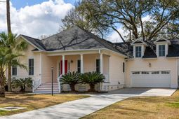 721 Hunt Club Run photo 4