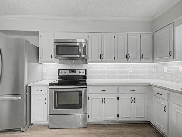 1674 E RAVENHILL DR, Unit 49, Germantown, TN 38138