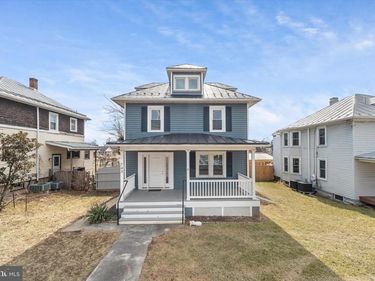 743 BERRYVILLE AVENUE, WINCHESTER, VA 22601