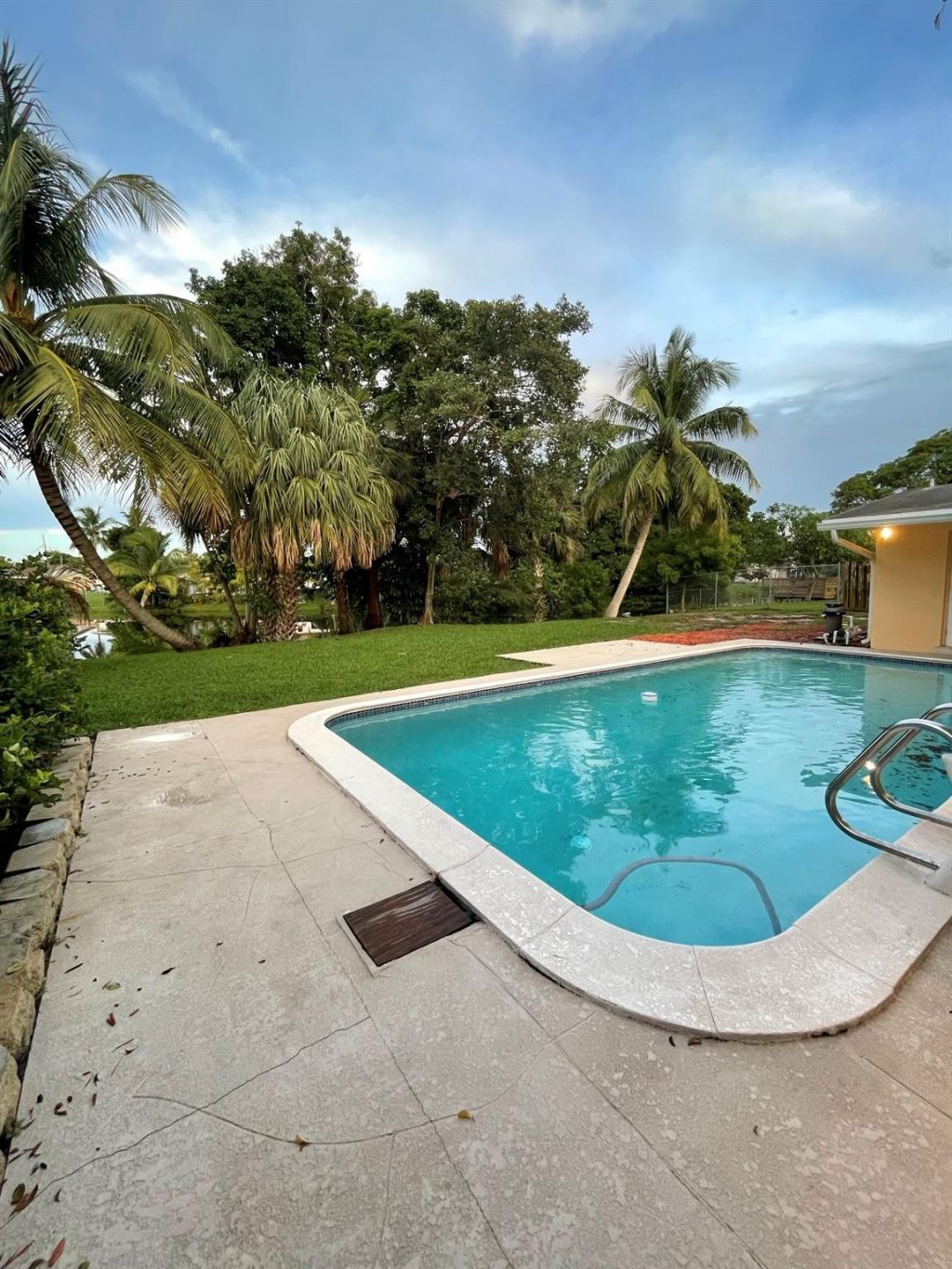 2140 NW 61st Avenue, Sunrise, FL 33313 Photo