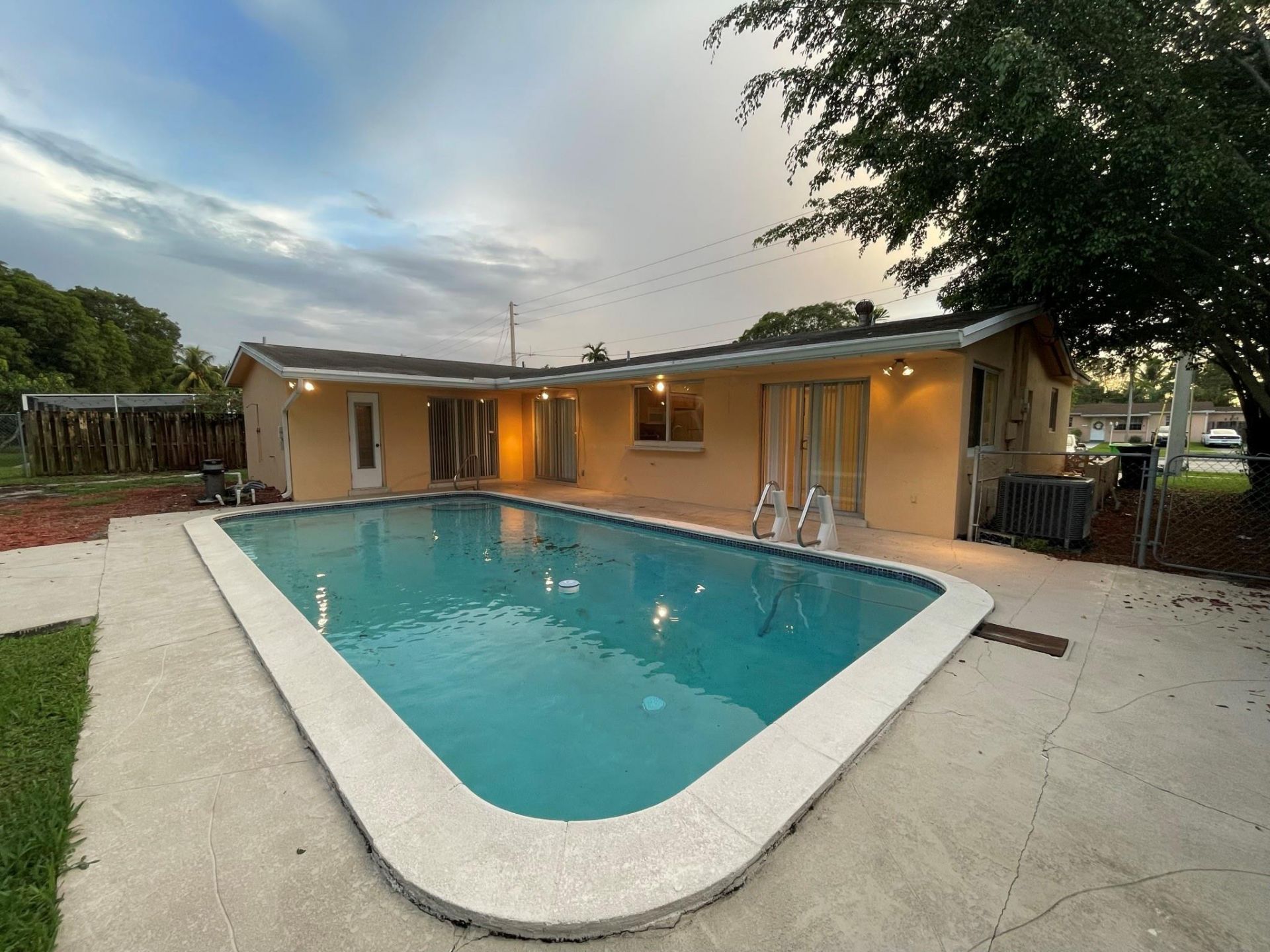 2140 NW 61st Avenue, Sunrise, FL 33313 Photo