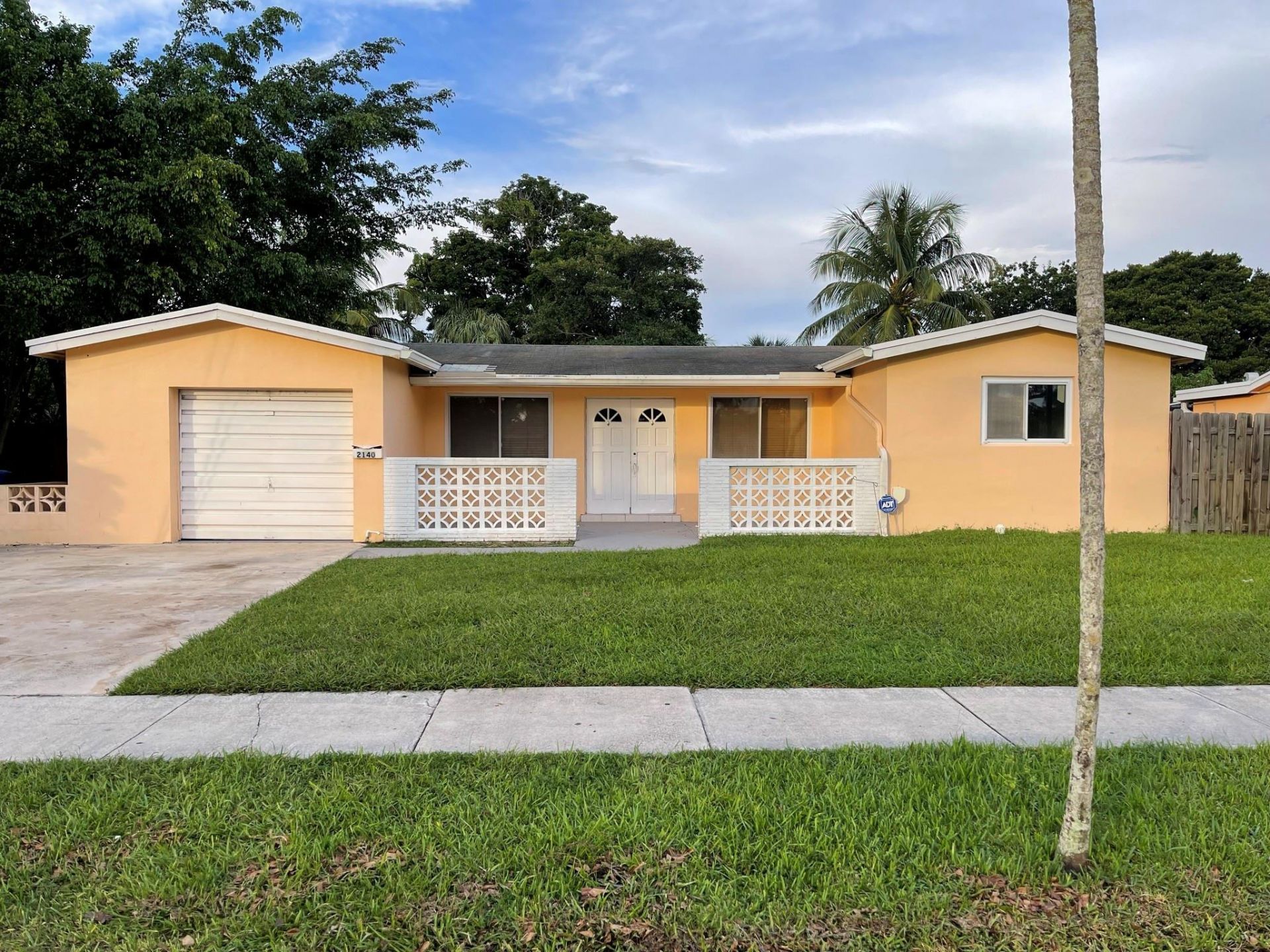 2140 NW 61st Avenue, Sunrise, FL 33313 Photo