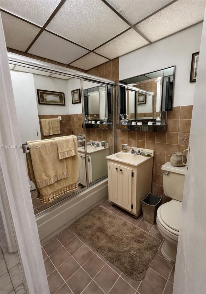 2760 NW 4th Ter, Miami, FL 33125 Photo