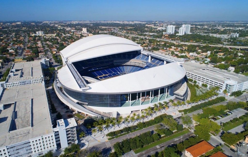 2760 NW 4th Ter, Miami, FL 33125 Photo