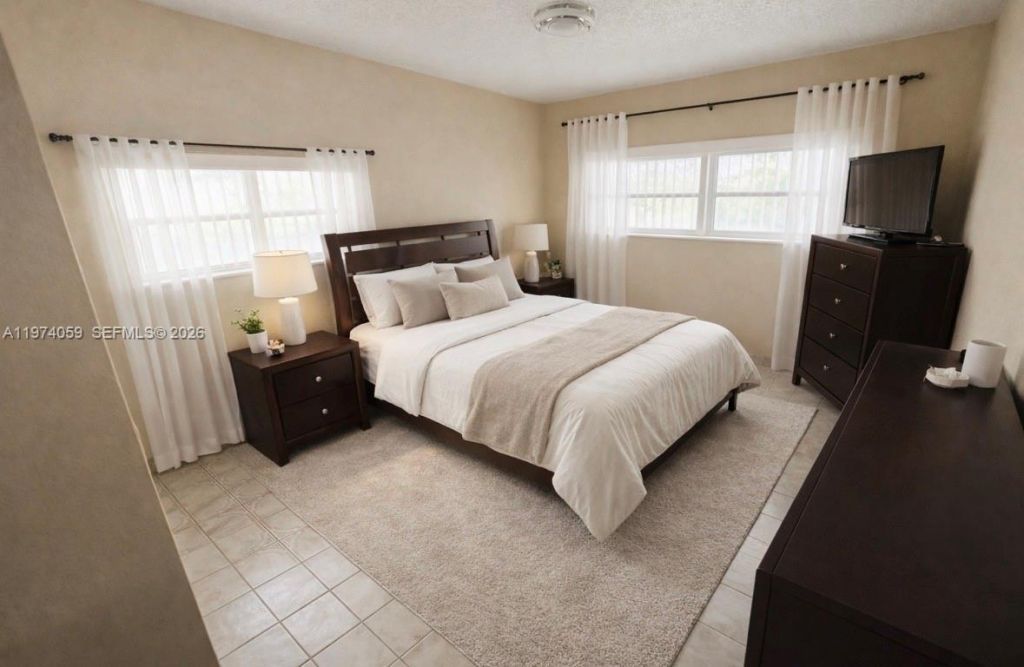 2760 NW 4th Ter, Miami, FL 33125 Photo