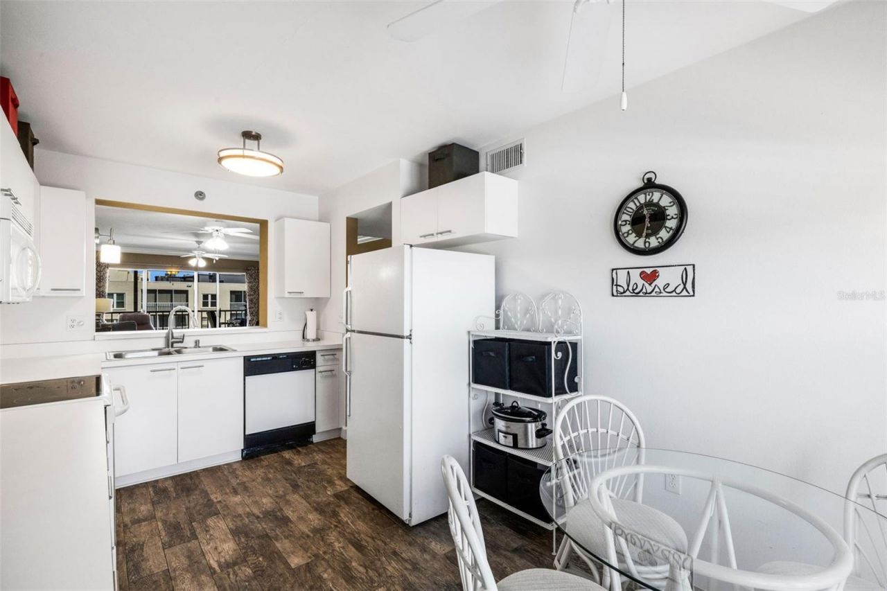 3980 Ironwood Circle, Unit 404, Bradenton, FL 34209 Photo