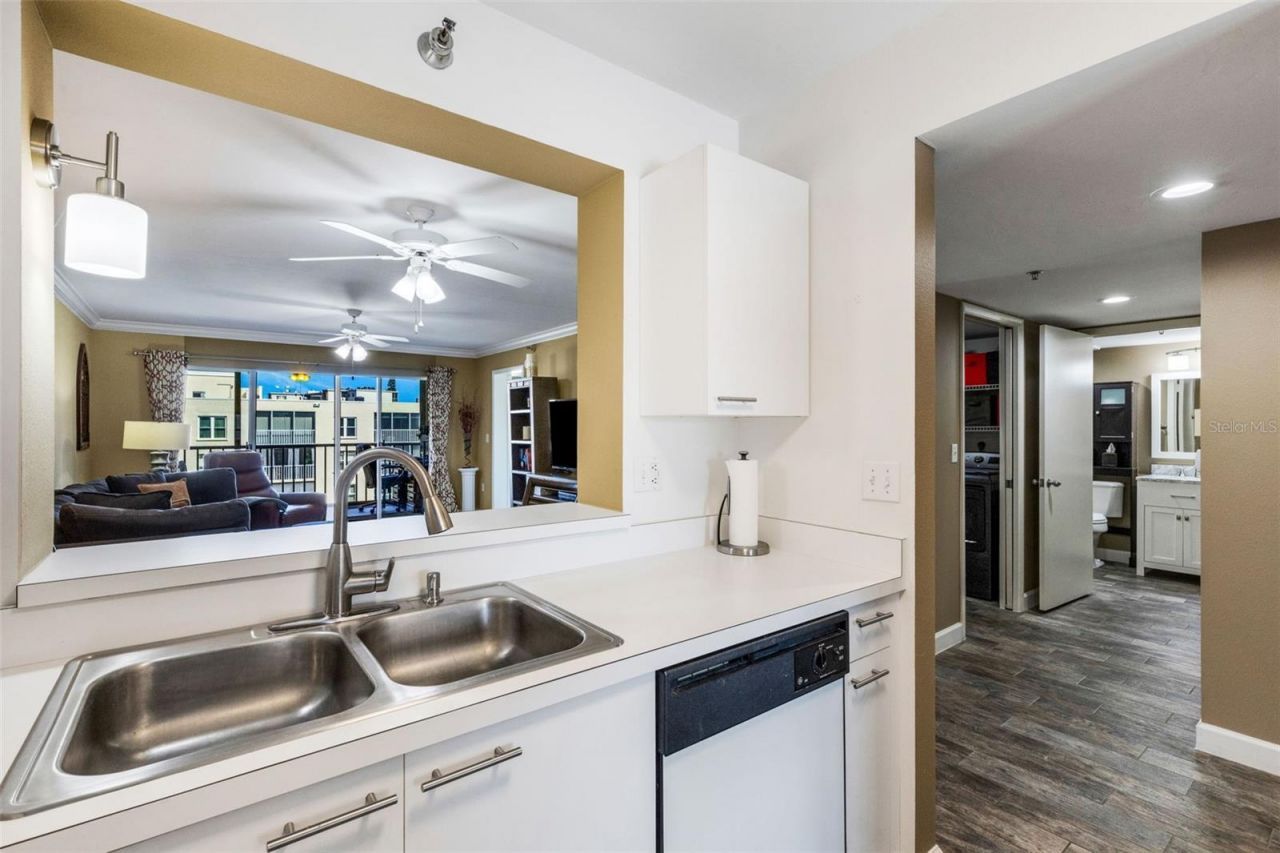 3980 Ironwood Circle, Unit 404, Bradenton, FL 34209 Photo