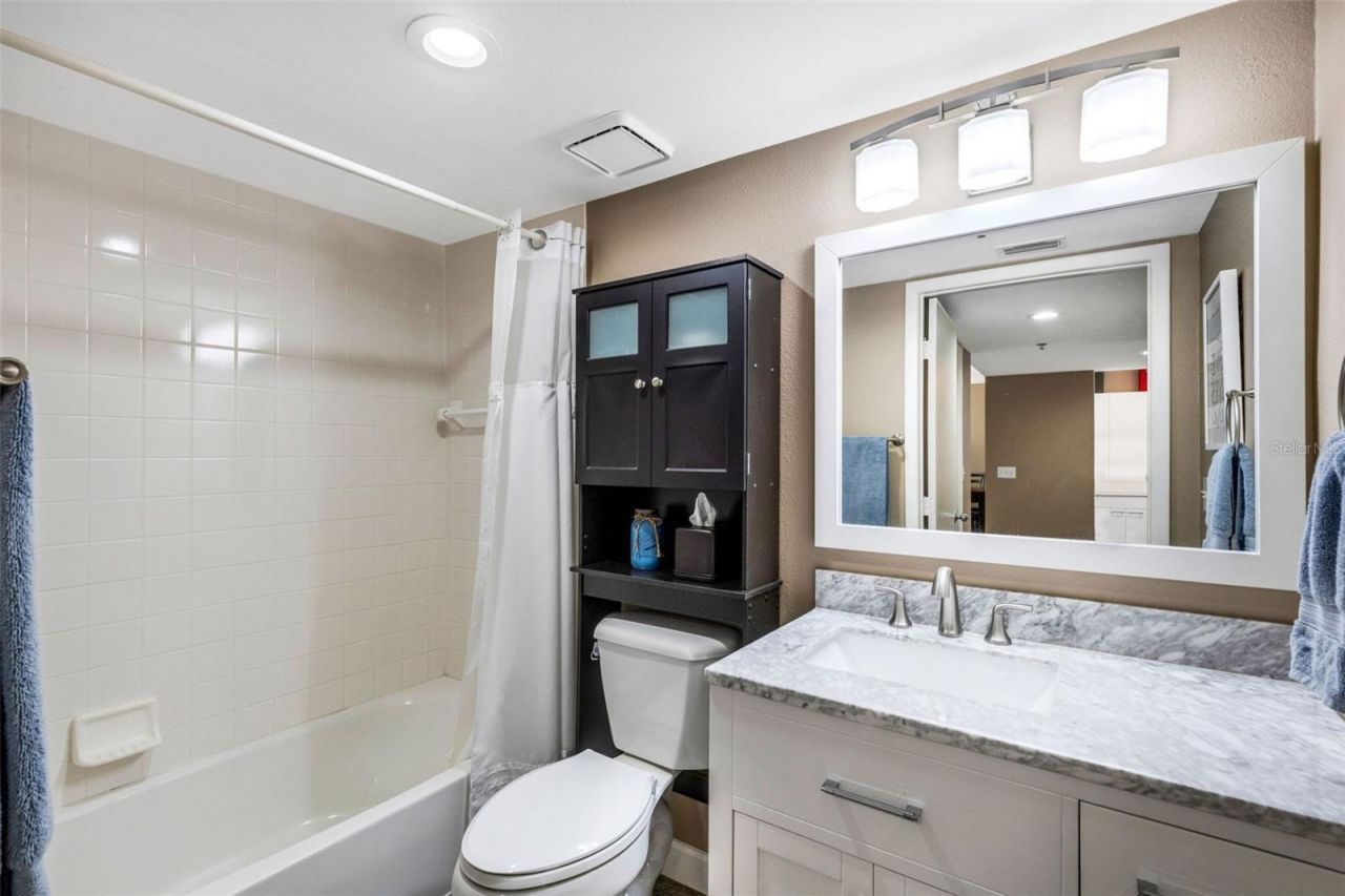 3980 Ironwood Circle, Unit 404, Bradenton, FL 34209 Photo