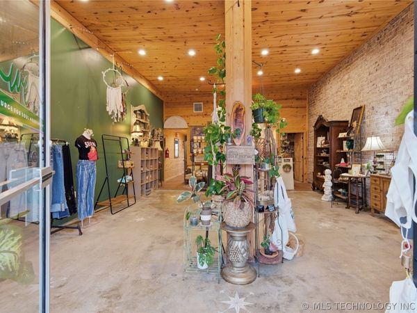 131 N Lee, Fort Gibson, OK 74434