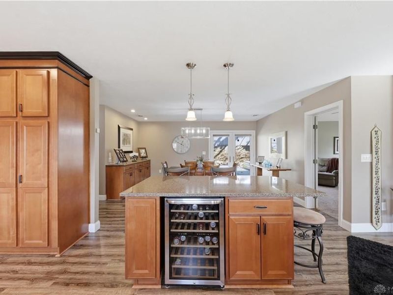 648 N Tanglewood Drive, Springfield, OH 45504 Photo 10