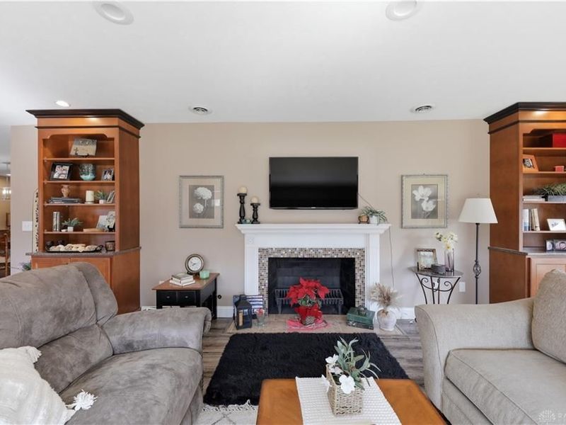 648 N Tanglewood Drive, Springfield, OH 45504 Photo 18