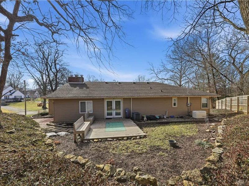 648 N Tanglewood Drive, Springfield, OH 45504 Photo 35