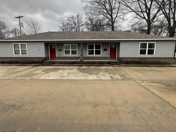 113,115,117,119 First , Benton, AR 72015