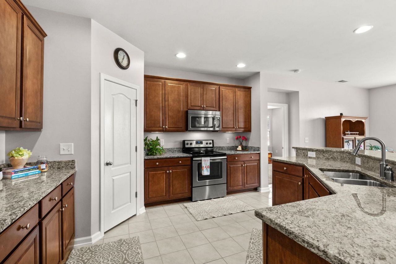 1236 Shiloh Loop Photo 29