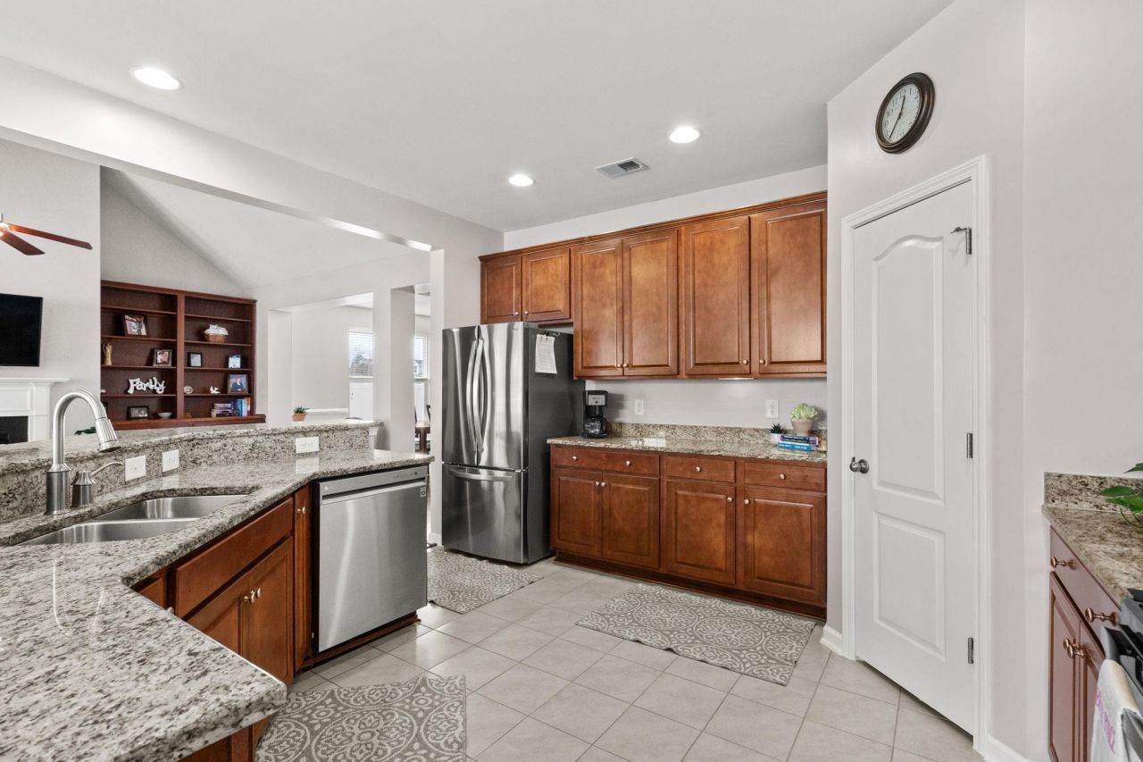 1236 Shiloh Loop Photo 30