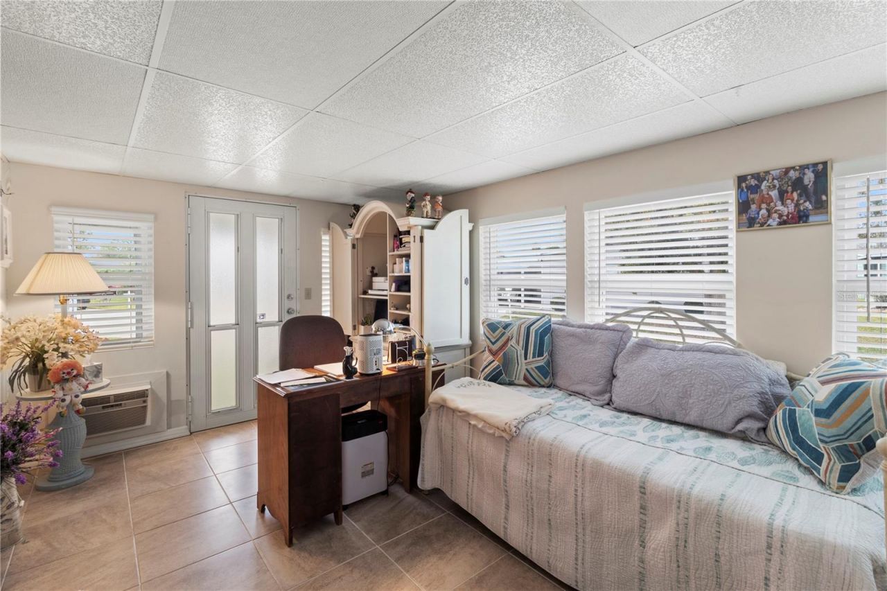 94 Meadow Circle, Ellenton, FL 34222 Photo