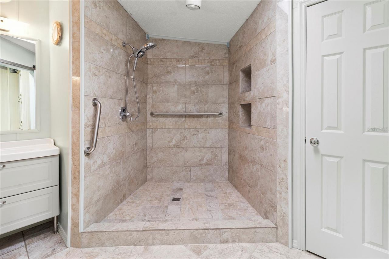 94 Meadow Circle, Ellenton, FL 34222 Photo