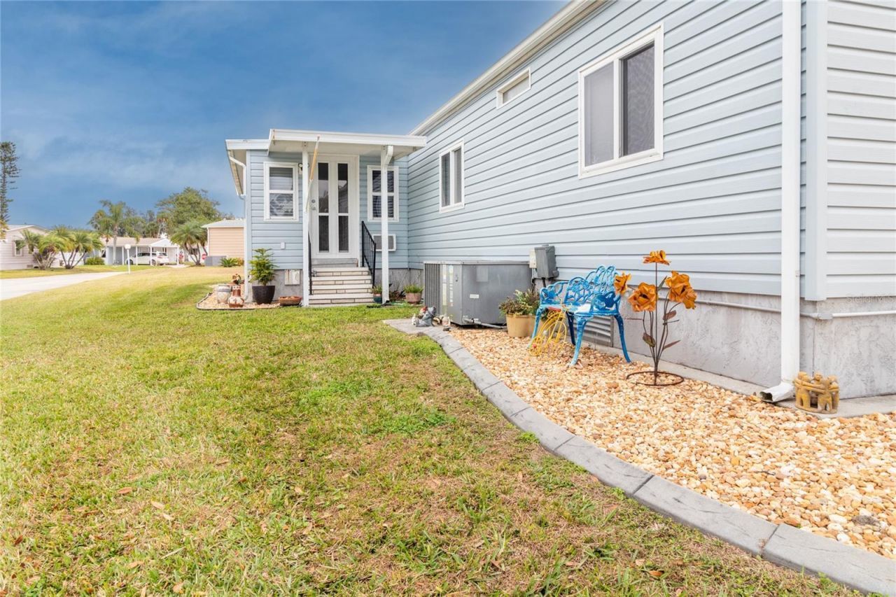 94 Meadow Circle, Ellenton, FL 34222 Photo