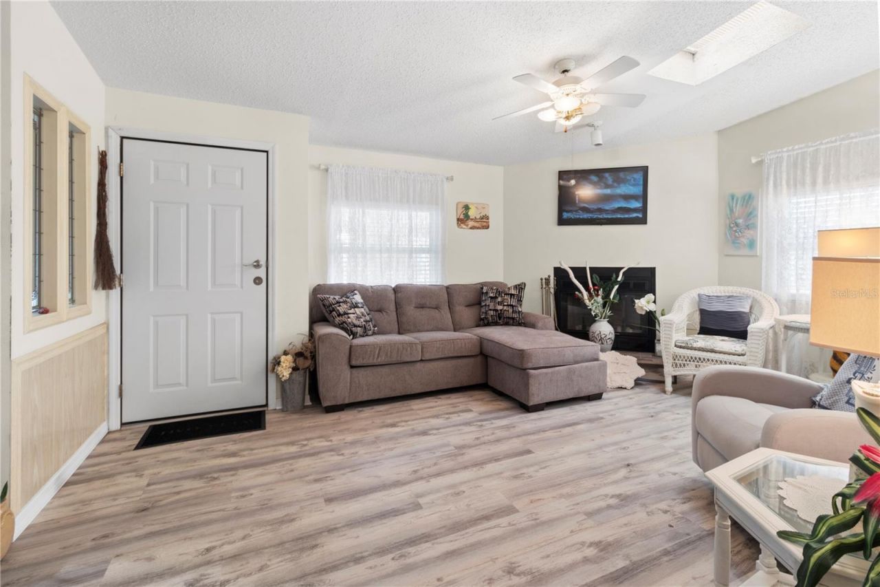 94 Meadow Circle, Ellenton, FL 34222 Photo