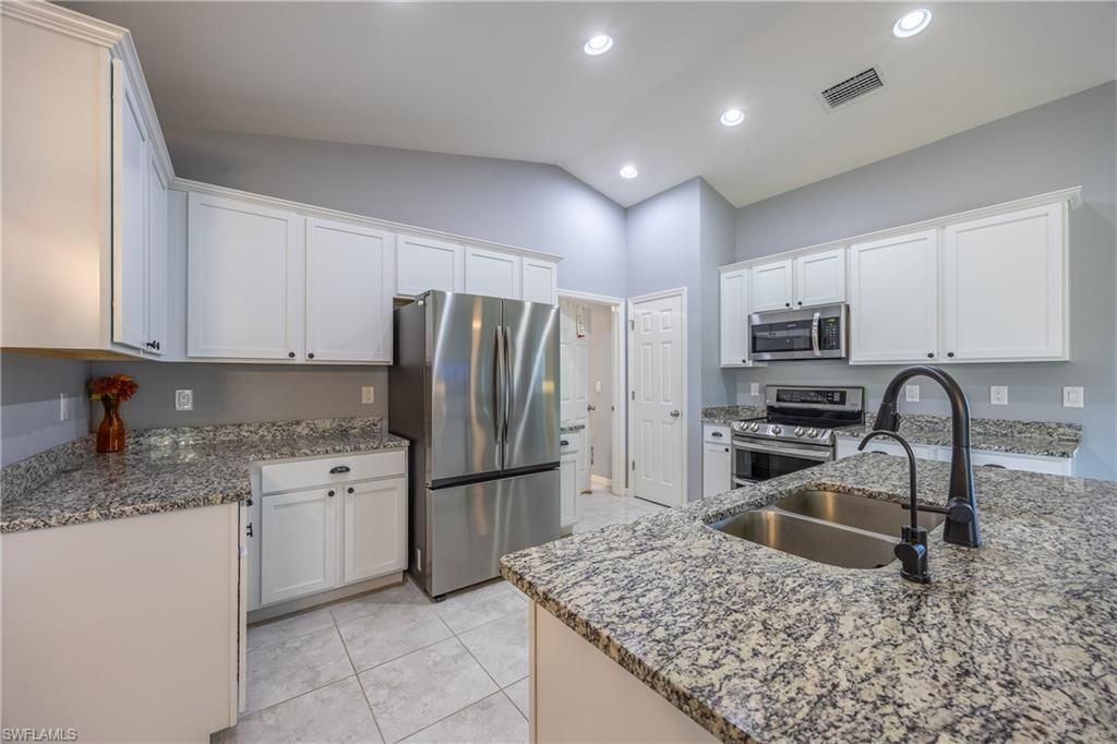 2926 NW 25th St , Cape Coral, FL 33993 Photo