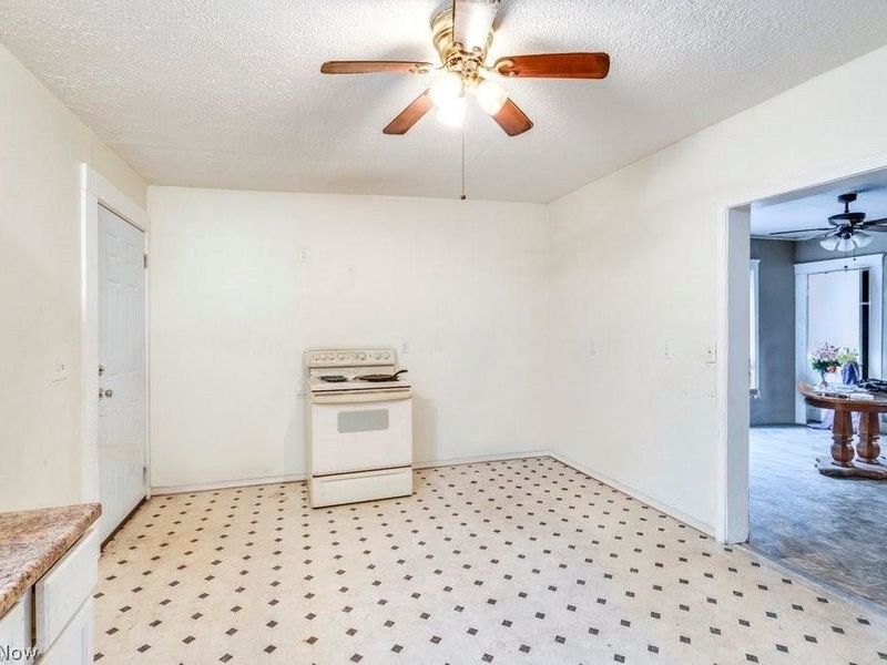 2036 W 83rd Street, Cleveland, OH 44102 Photo 6