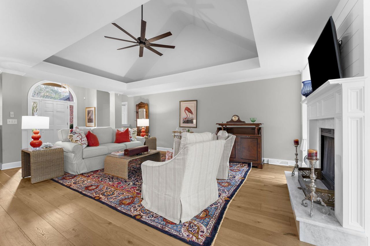 1380 Southlake Drive Photo 11