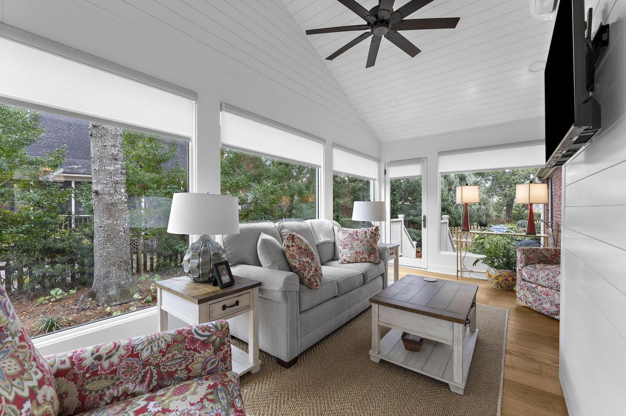 1380 Southlake Drive Photo 13