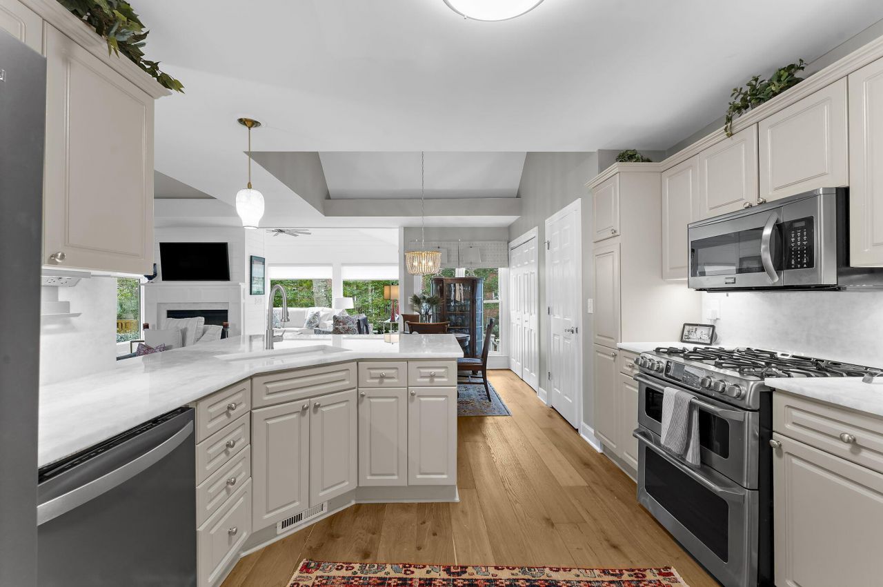 1380 Southlake Drive Photo 24