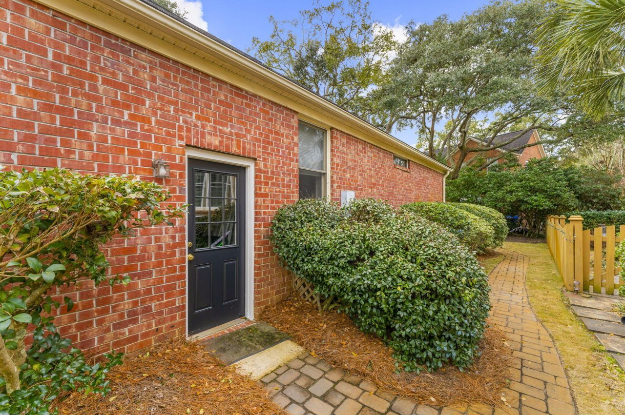 1380 Southlake Drive Photo 42