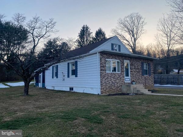 121 OLD STATE ROAD, READING, PA 19606