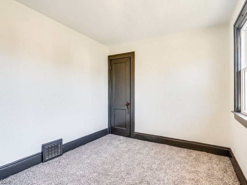 4915 E 111th Street, Garfield Heights, OH 44125 Photo 21