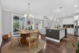 2111 Oyster Reef Lane photo 4