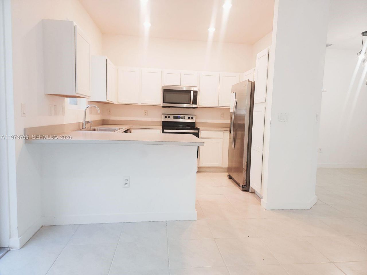 1363 NW 208th Ter, Miami Gardens, FL 33169 Photo