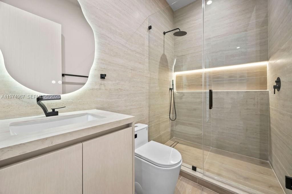 1135 NE 11th Ave , Fort Lauderdale, FL 33304 Photo