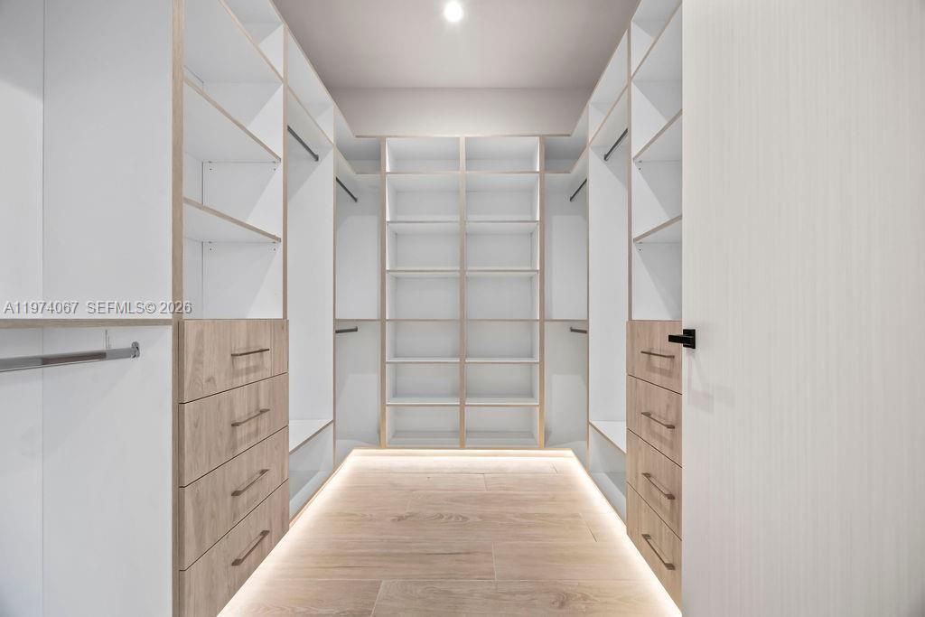 1135 NE 11th Ave , Fort Lauderdale, FL 33304 Photo