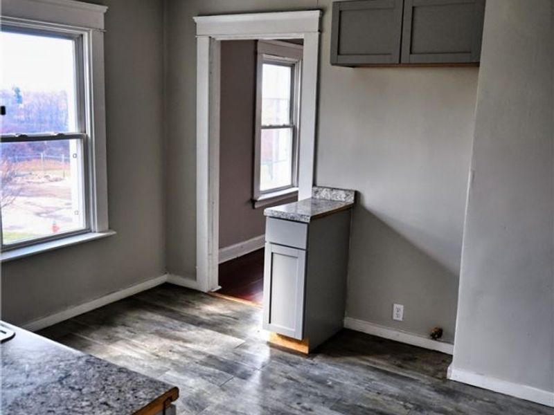 7626 Connecticut Avenue, Cleveland, OH 44105 Photo 17