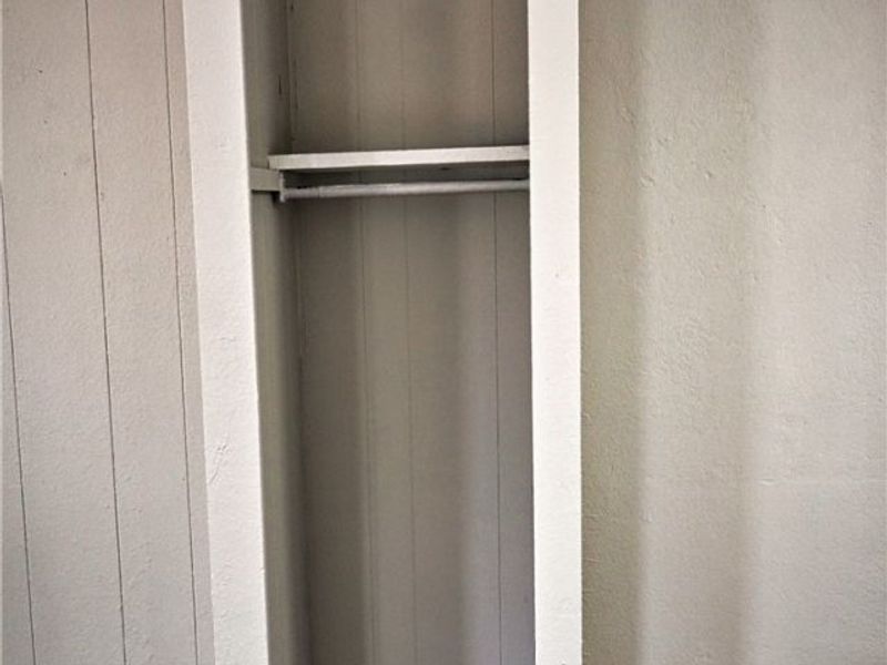 7626 Connecticut Avenue, Cleveland, OH 44105 Photo 36