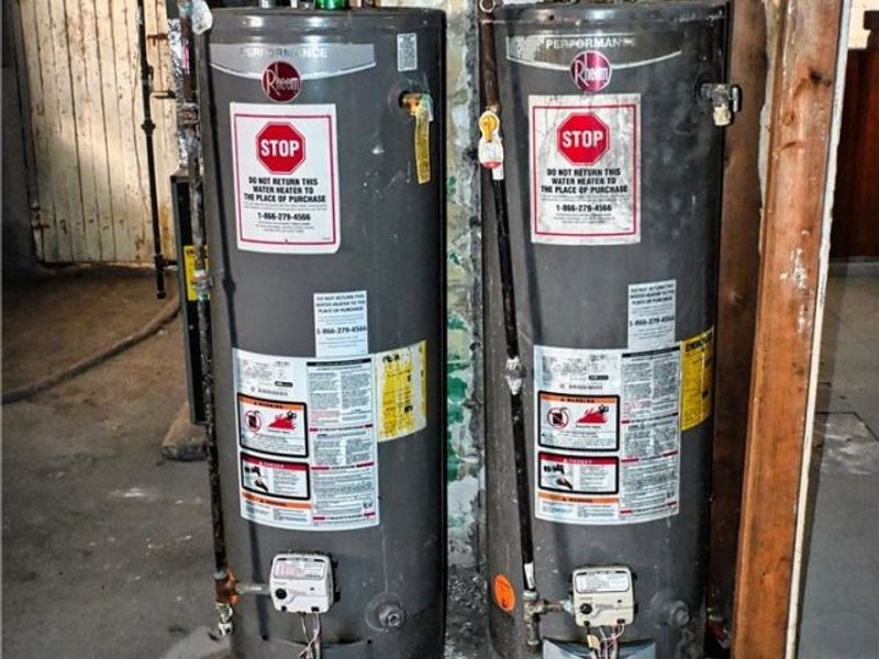 7626 Connecticut Avenue, Cleveland, OH 44105 Photo 37