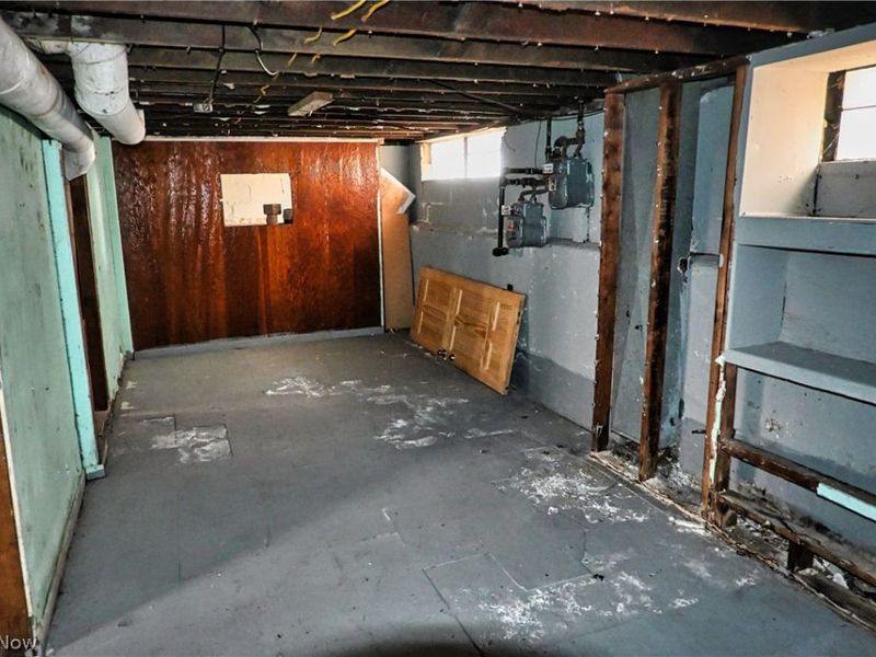 7626 Connecticut Avenue, Cleveland, OH 44105 Photo 38