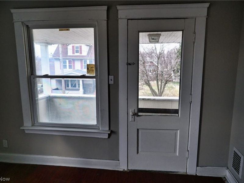 7626 Connecticut Avenue, Cleveland, OH 44105 Photo 9