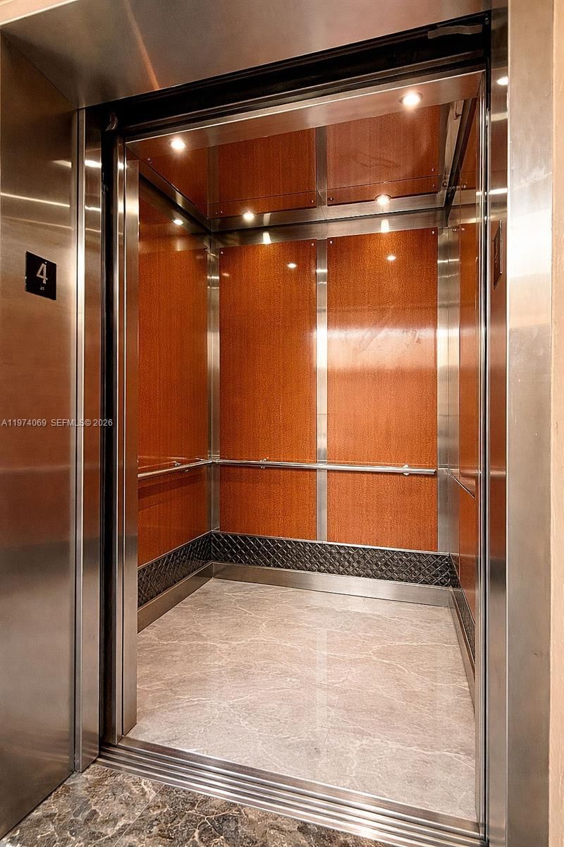 13715 Kendale Lakes Cir, Unit PH-A10, Miami, FL 33183 Photo