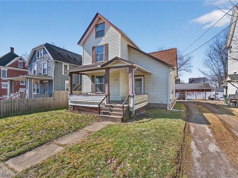 1331 Louisiana Avenue NW, Canton, OH 44703 Photo 2