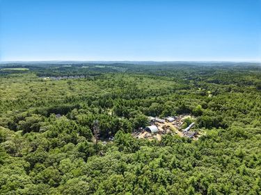 76 Coburn Rd, Berlin, MA 01503