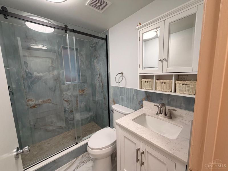 1589 Summit Road, Cincinnati, OH 45237 Photo 9