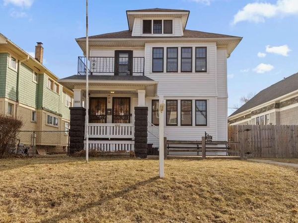 4062 N 25th STREET, Unit 4064, Milwaukee, WI 53209